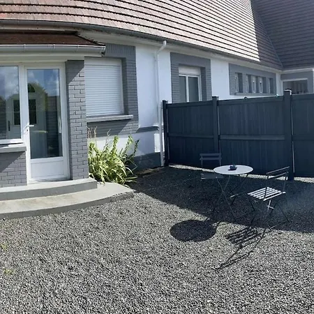 Confortable Avec Espace Extérieur *